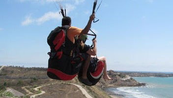 Vuelo en parapente por Montañita - Foto 3