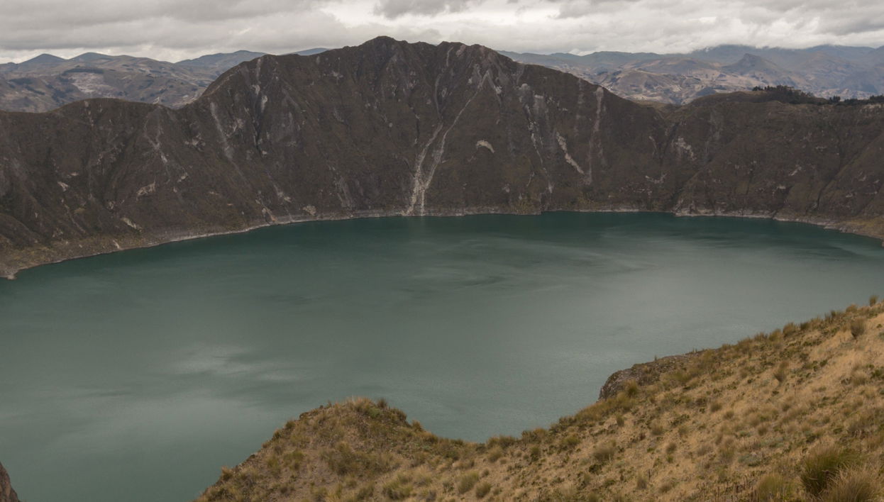 Avenue of the Volcanoes 2 Day Tour - Foto 1