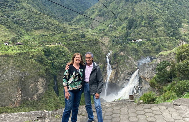 Avenue of the Volcanoes 2 Day Tour - Foto 4