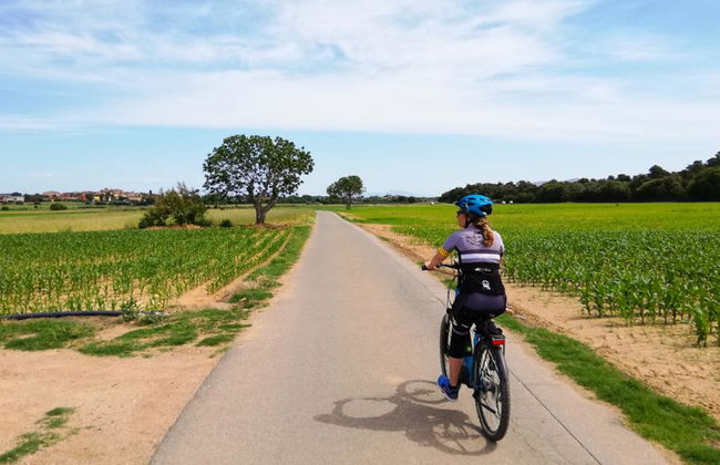 Découvrez les villages médiévaux à vélo au départ de Palafrugell - Photo 9