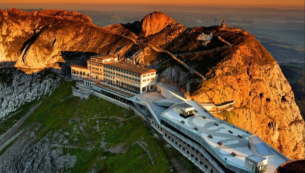Mt. Pilatus Cogwheel Train - Foto 4