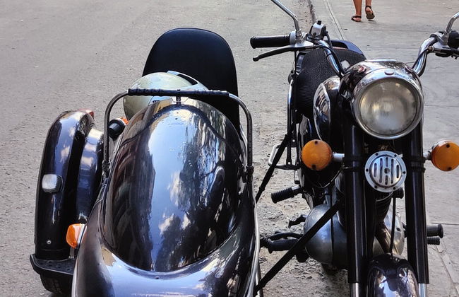 Tour en moto clásica o con sidecar por La Habana - Foto 11