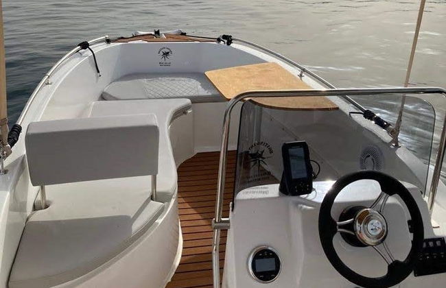 Location de bateau sans permis à Puerto Banús - Photo 2