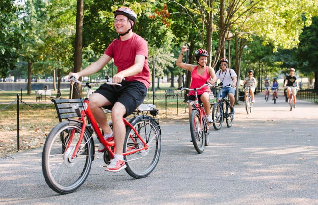Balade à vélo au Millenium Park et au Lac Michigan - Foto 1