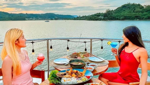 Romantische Sonnenuntergangs-Dinnerfahrt - Foto 5