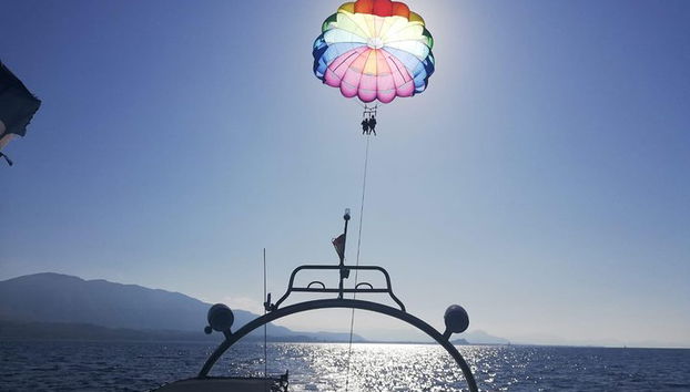 Parasailing desde el puerto de Denia - Foto 5