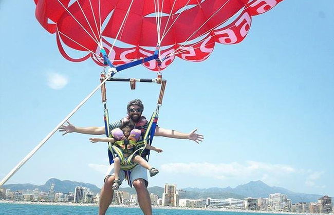 Parasailing desde el puerto de Denia - Foto 7