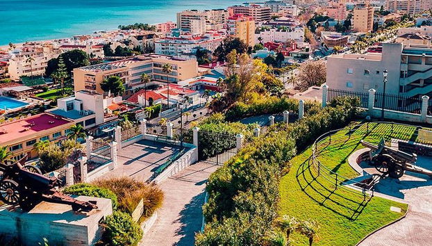 Private Transfer from La Herradura to Malaga (AGP) Airport - Photo 4