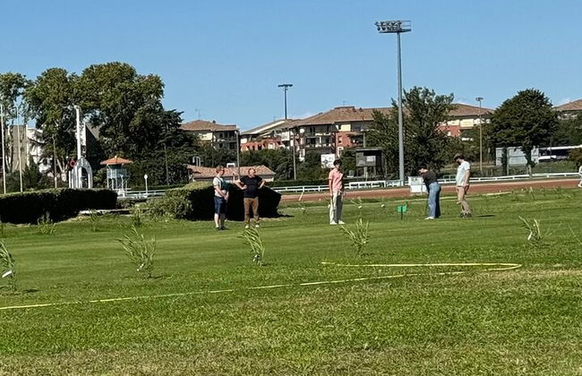 Lebensgroßer 9-Loch-Minigolfplatz in Toulouse - Foto 6