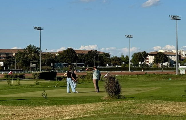 Lebensgroßer 9-Loch-Minigolfplatz in Toulouse - Foto 4