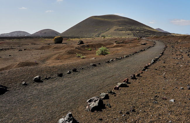 Tour en buggy y senderismo por el Parque Natural de Los Volcanes - Foto 2