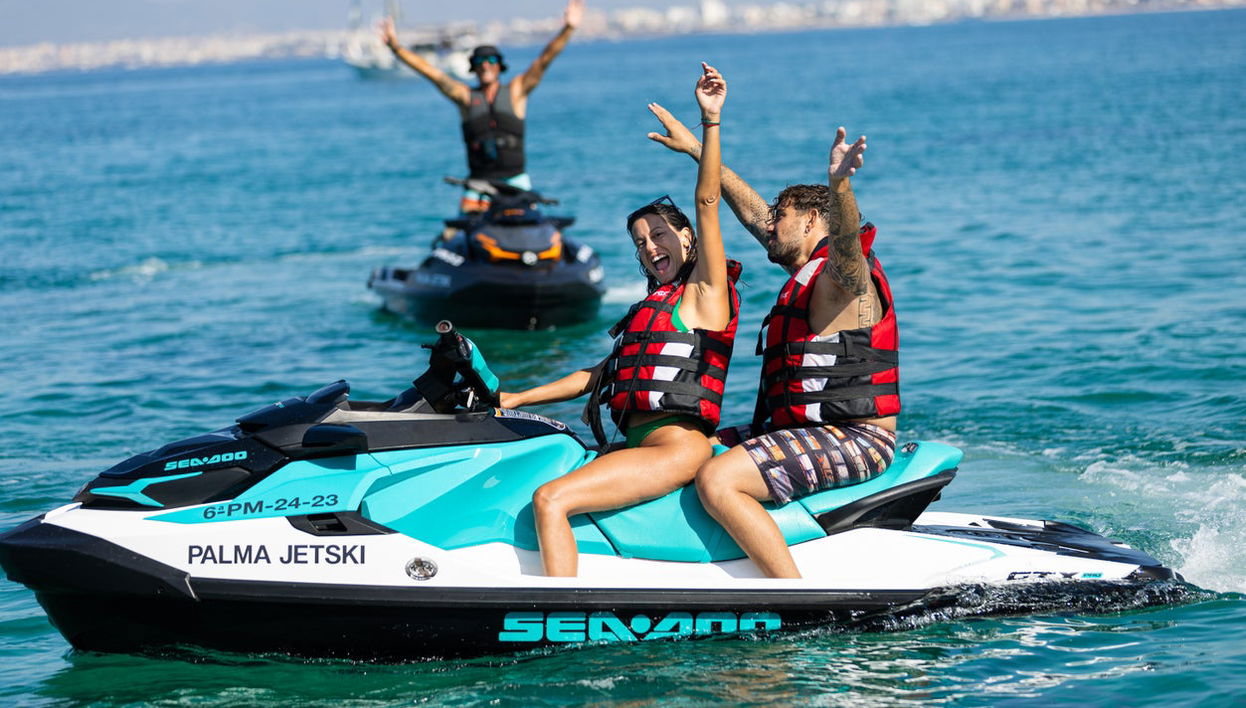 Balade en jet ski sur la côte de Calvià - Photo 1
