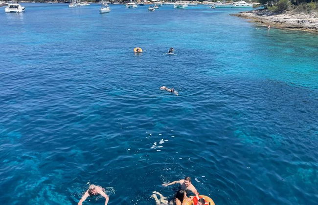 Costa Adriatica: Isole di Hvar, Pakleni e Brac - Crociera con pranzo - Foto 3