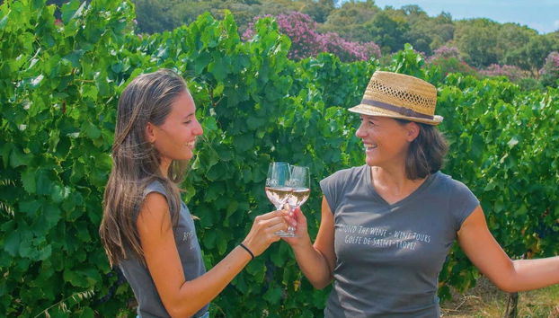 Private Saint-Tropéz Wineries Tour + Tasting - Photo 3