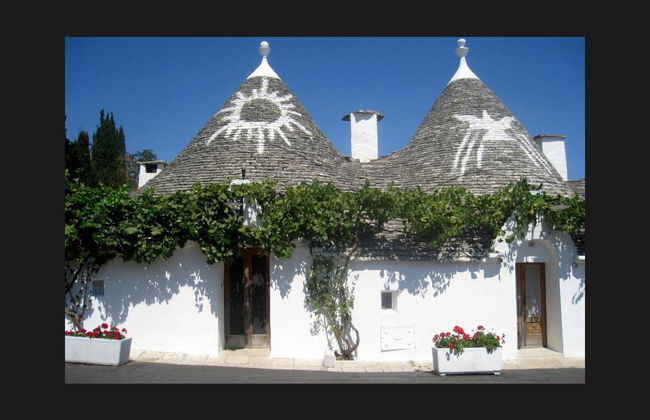 Alberobello, Martina Franca + Locorotondo Day Trip - Photo 2