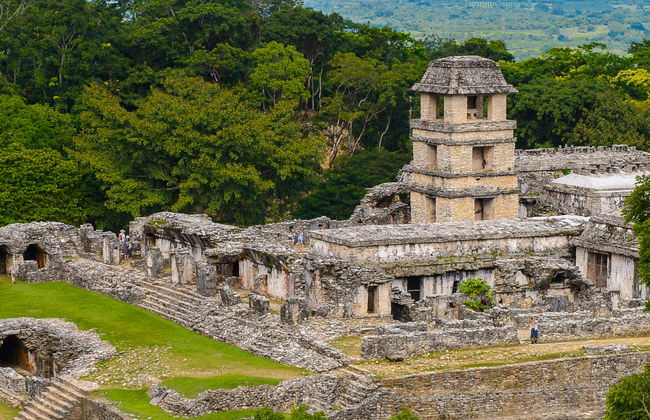 Entrada a la zona arqueológica de Palenque - Foto 11