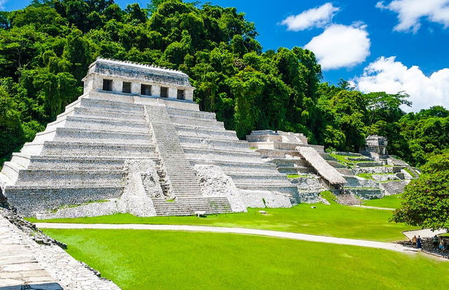 Entrada a la zona arqueológica de Palenque - Foto 2