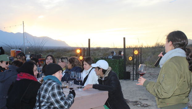 Cerro Colorado Sunset Wine Tour - Photo 5