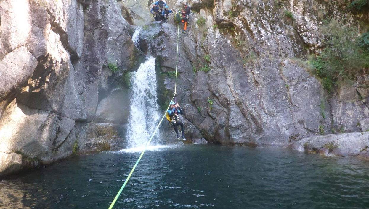 Gorges de La Borne Canyoning Tour - Foto 1