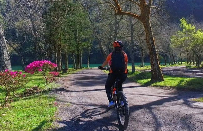 Balade à vélo dans Sete Cidades - Photo 3