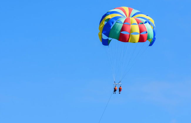 Parasailing + Moto de agua en Bahía Montego - Foto 3