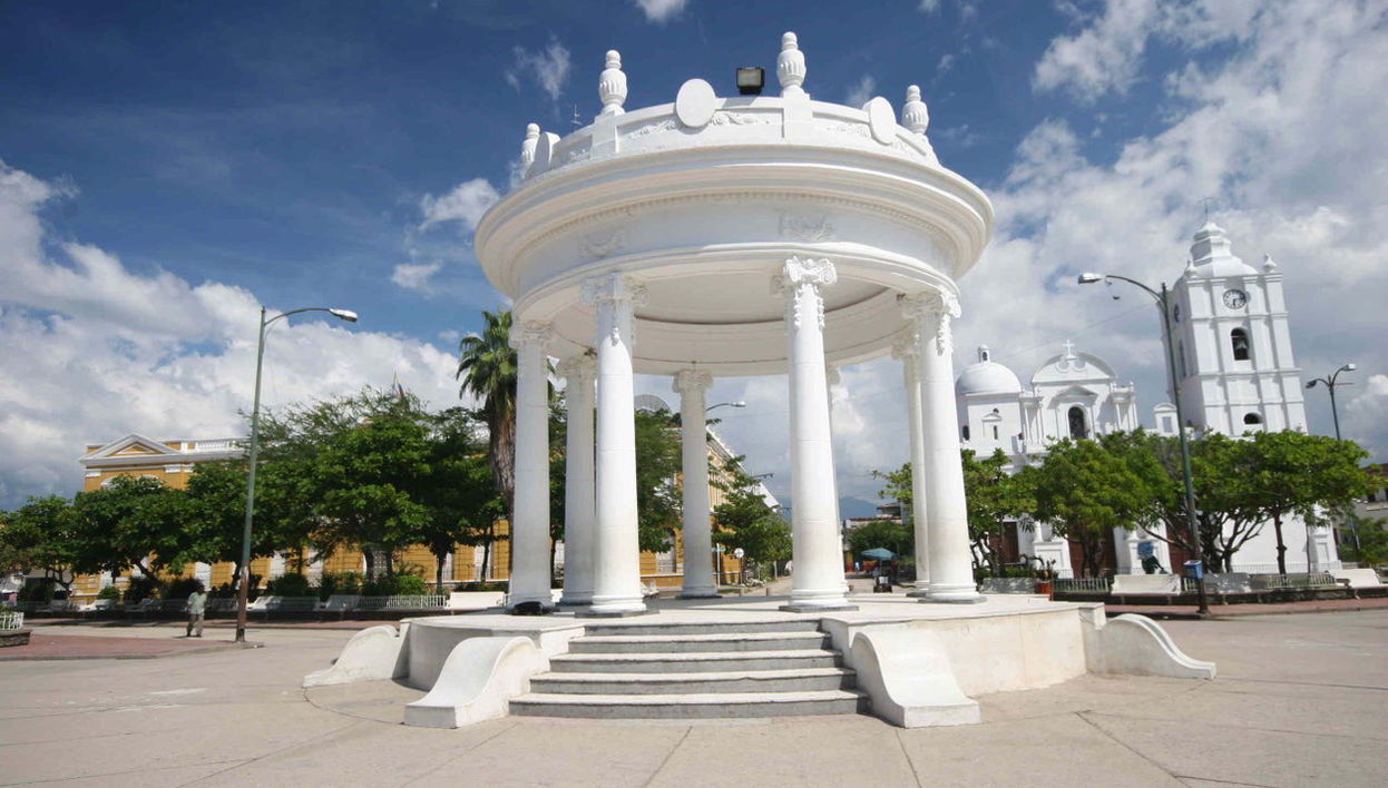 Tour por Ciénaga - Foto 1