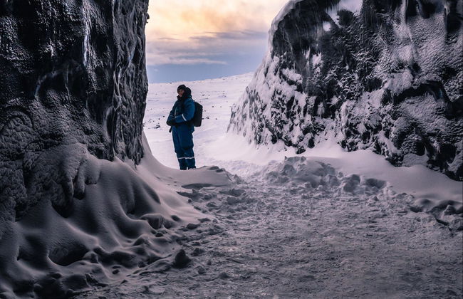 Excursion à la grotte de glace du glacier Langjökull + balade en motoneige - Photo 4