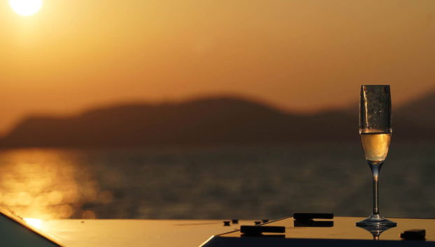 Paseo en velero al atardecer por Carboneras - Foto 2