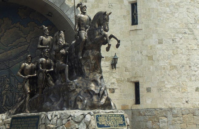 Loja Guided Tour - Photo 5