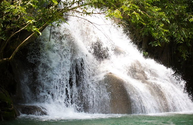 Llano Grande Waterfalls Day Trip - Foto 1