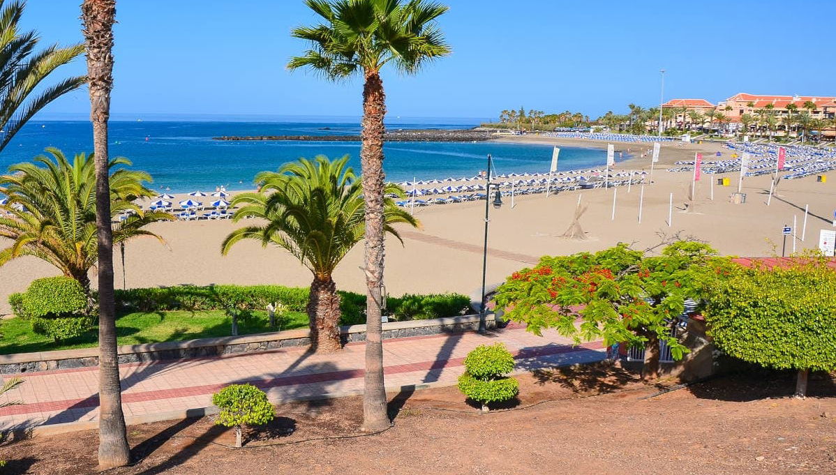 Excursión a Los Cristianos por libre en autobús - Foto 1