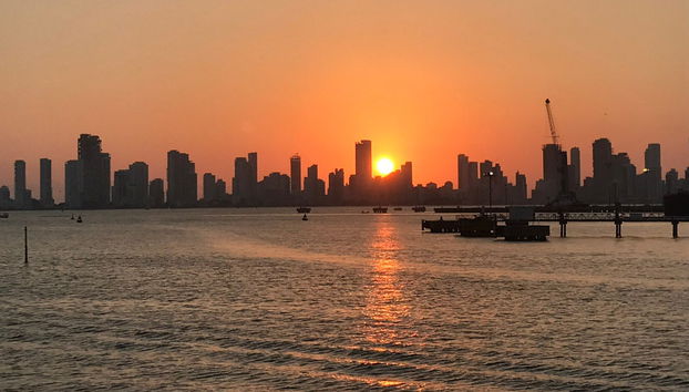 Passeio de barco ao entardecer - Foto 2