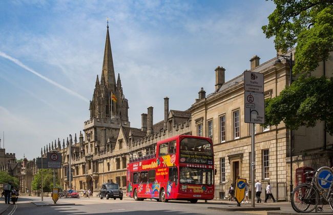 Oxford Hop-On Hop-Off Bus - Foto 1