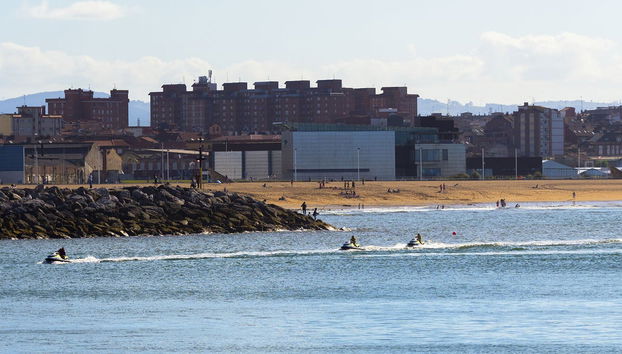 Balade en jet ski à Gijón - Photo 3