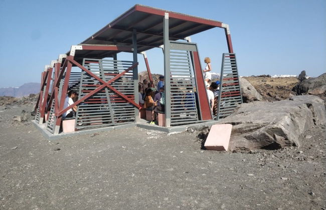 Paseo en barco por la Caldera de Santorini - Foto 4