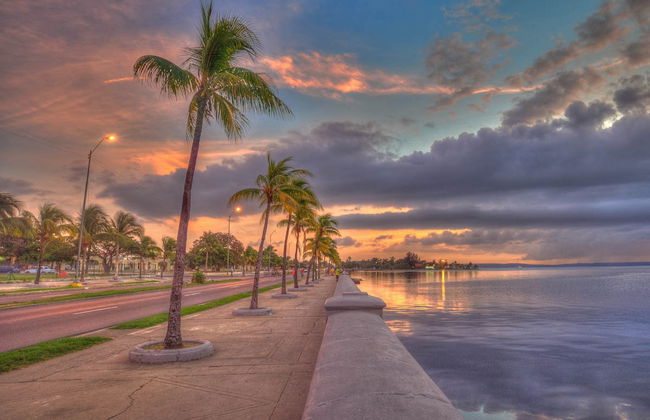 Tour serale di Cienfuegos con cena - Foto 2