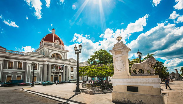 Cienfuegos Evening Tour with Dinner - Photo 4