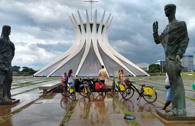 Brasilia Bike Tour - Photo 3