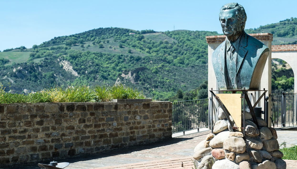 Aliano Private Tour - Photo 1