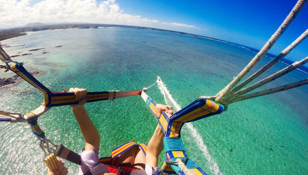 Parasailing in Roatán - Foto 3