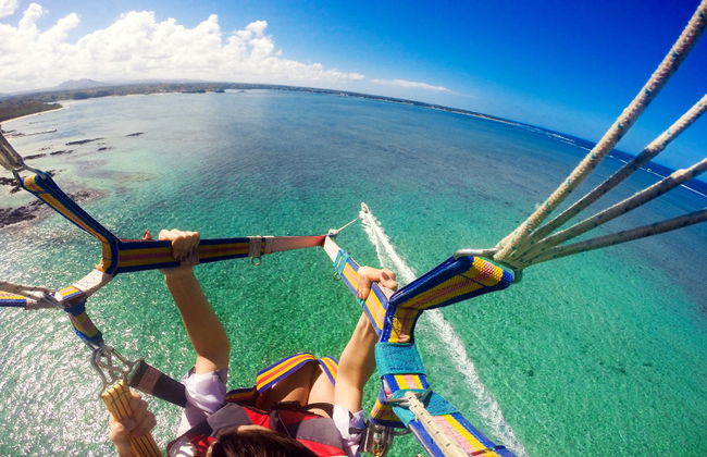 Parasailing in Roatán - Foto 3