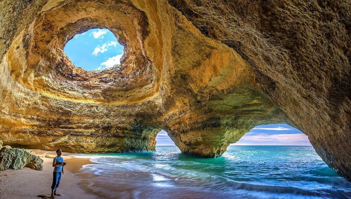 Paseo en barco privado por las cuevas de Benagil - Foto 1