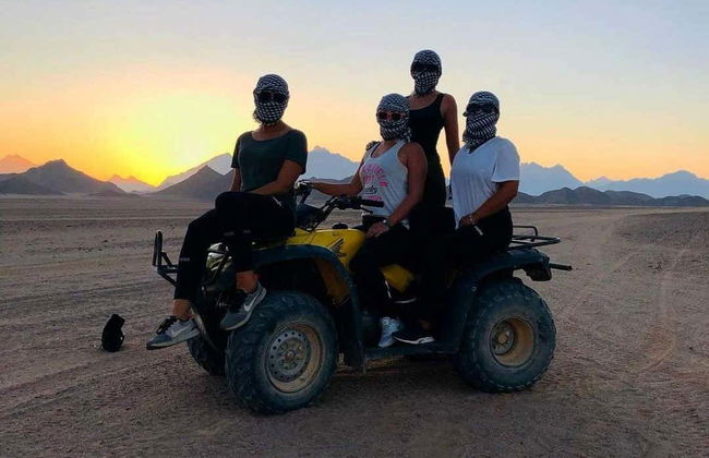 Safari nel deserto con cena beduina - Foto 11