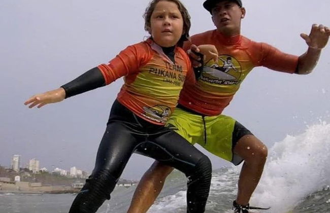 Curso de surf en Playa Makaha - Foto 4