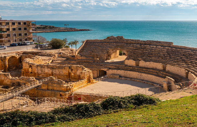 Tarragona & Sitges Small Group Day Trip - Photo 3
