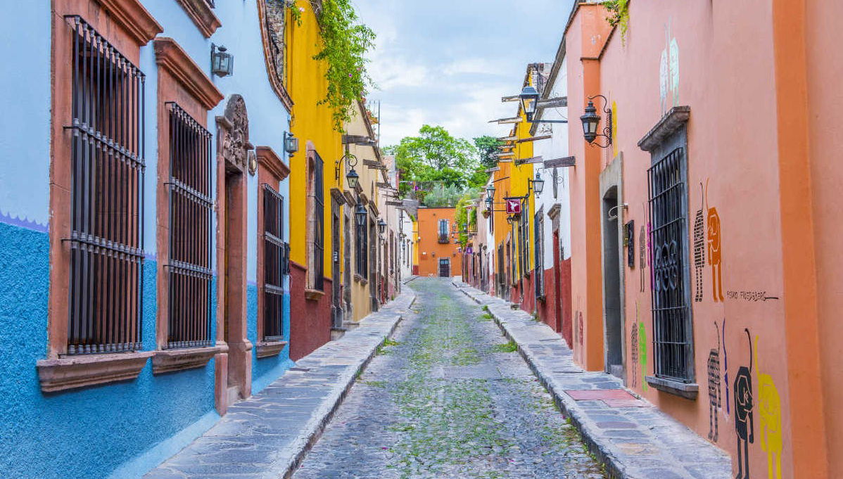 Excursión a San Miguel de Allende + Aguas termales - Foto 1