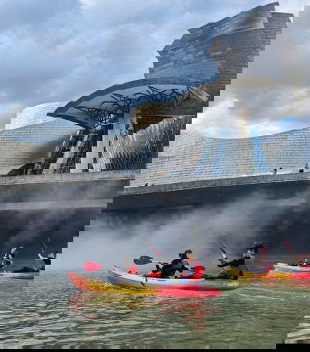 Foto de Tour en kayak por Bilbao