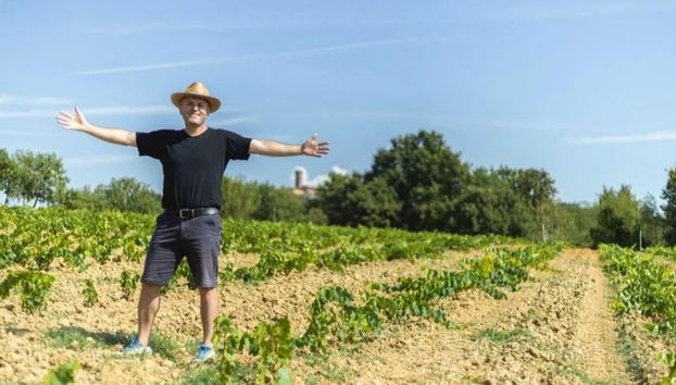 Disfrutando en un viñedo de Montecatini Terme