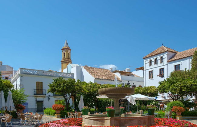 Estepona Guided Tour - Photo 1
