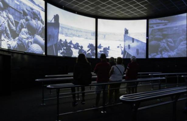 Entrada al Mémorial de Caen - Foto 6